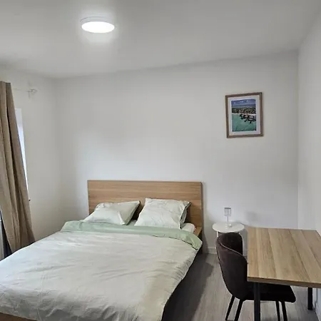 Jumelles Confort Guest house Charleroi